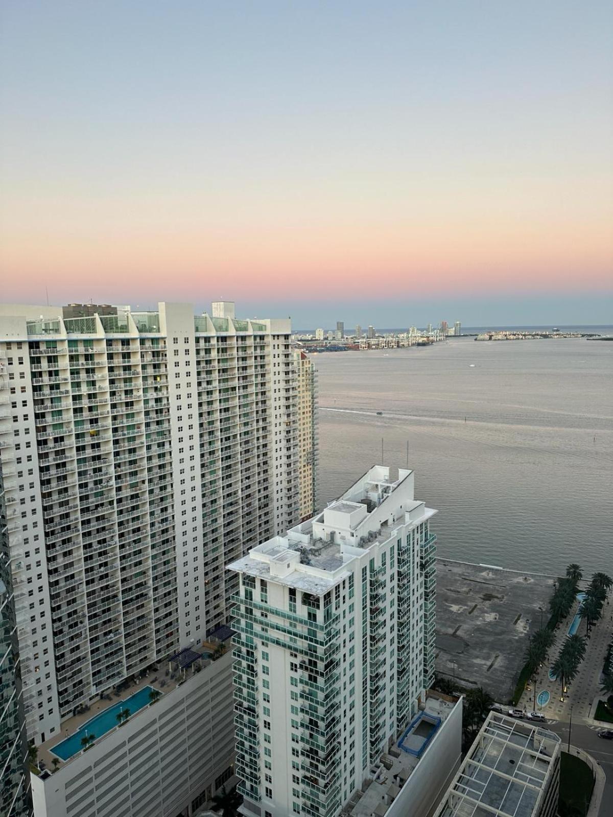 Aka Brickell Condo Free Parking By Palermo Home Miami Exterior photo